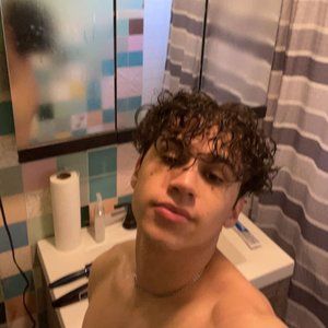 Meet your Posher, José